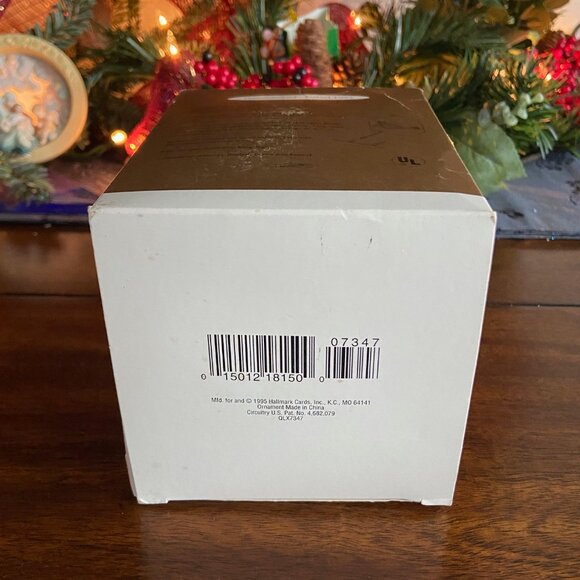 Hallmark Keepsake Ornament "JUMPIN FOR JOY" 1995 - Picture 8 of 9